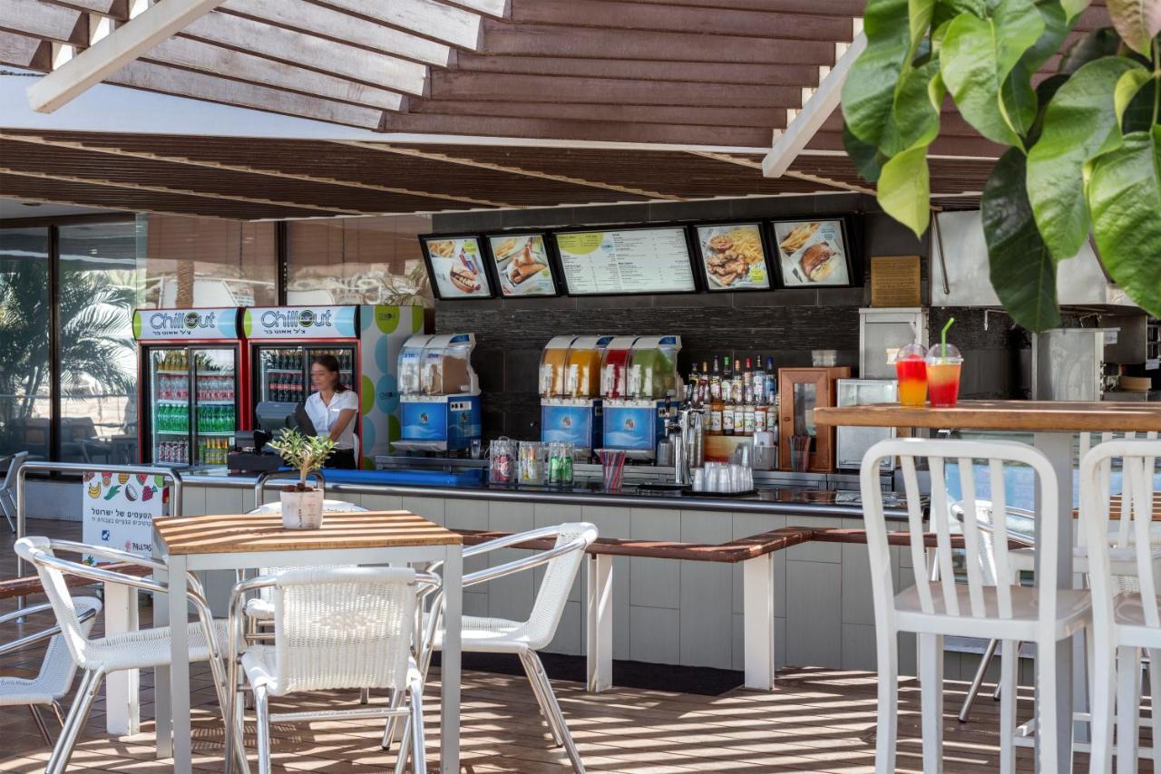 King Solomon By Isrotel Collection Ейлат Екстериор снимка The bar at the pool
